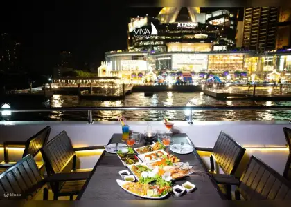 Viva Alangka Cruise in Bangkok