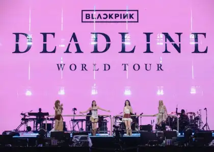 BLACKPINK performing on stage