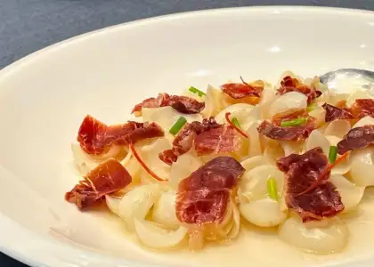 Steamed Lily Bulbs with Spanish Ham dish at Chenglongxing - Yifeng Garden as photographed by The Beat Asia