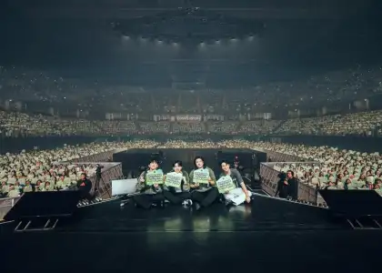 "THE DECADE" Bangkok stop