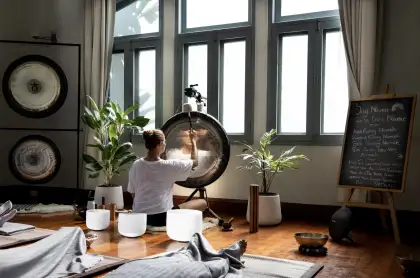 Lotus Wellness Bangkok Gong