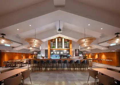 Pier 7 Café and Bar interior