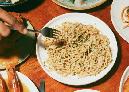A garlic noodle dish