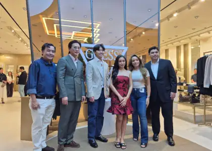 Andrea Brillantes with executives from SM and GUESS Philippines