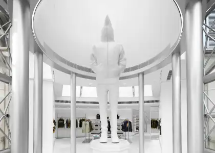 A look into the SHARK SEIJIN Sculpture