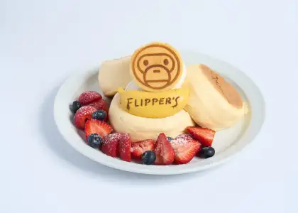 A souffle pancake with fresh fruits