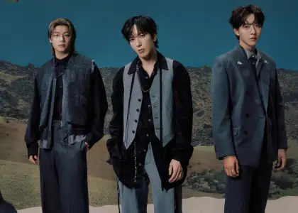 A photo of CNBLUE members