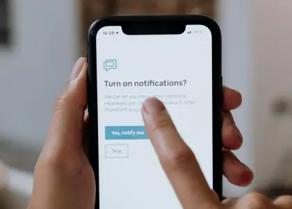 A photo of disabling the notification function on a phone