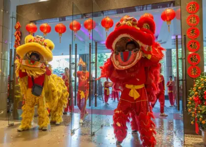 Xin Tian Di, Crowne Plaza Bangkok Lumpini Park