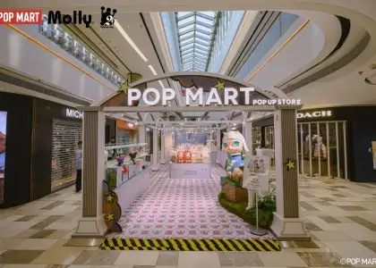 Entrance to the limited time MOLLY Pop Up Store