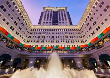 The Peninsula Exterior