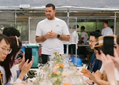 Chef Joris Rousseau in front of people