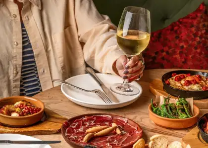 The Optimist happy hour drinks