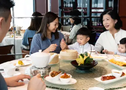 6 8-course Mother’s Day Dinner at Tin Lung Heen