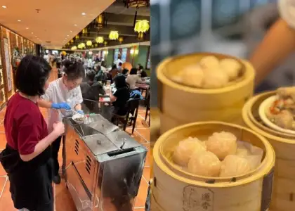 dim sum trolley at Lin Heung Lau