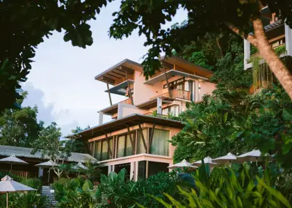 Maremegmeg Beach Club