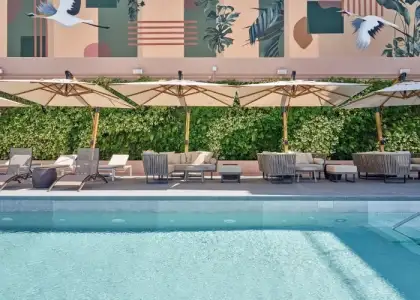3 the Arca infinity pool