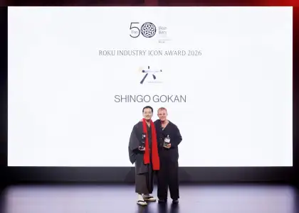 Shingo Gokan receiving the Roku Industry Icon Award