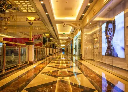 Luxury shopping hong kong