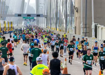 Stan Chart Hong Kong Marathon Returns Jan 2024 Runner Cap Raised to 74000