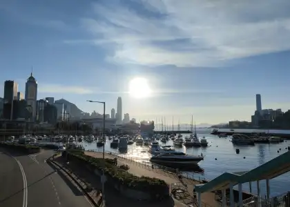 Hong Kong Pushes for Financial Markets to Remain Open During Typhoons Header