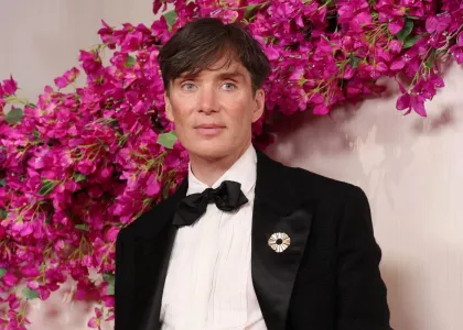 Cillian Murphy Wears Hong Kong brand SAUVERIGN Accepting Best Actor Award header