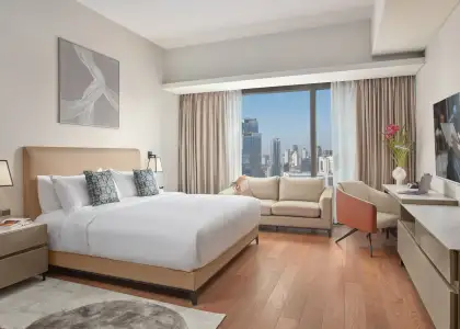 Oakwood Makati Avenue Premier Suite View 3 4967x2792
