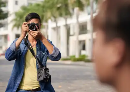 Photographer at work EDSLJCN