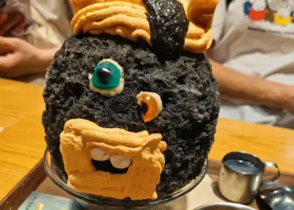 Auntie Sweets Halloween Shaved Ice Dessert Gets a Black Sesame Twist
