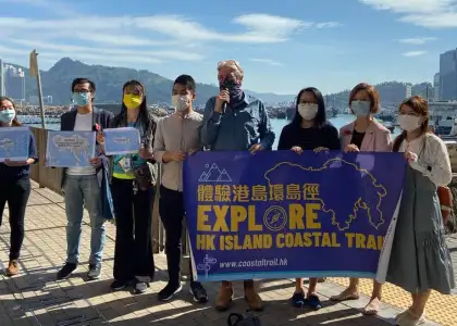 22 Hours to Walk Around Hong Kong Islands Coast and the Man Behind It 3