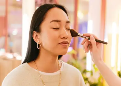 Get Your Hair Nails and Makeup Done With These Home Beauty Services in Hong Kong 1