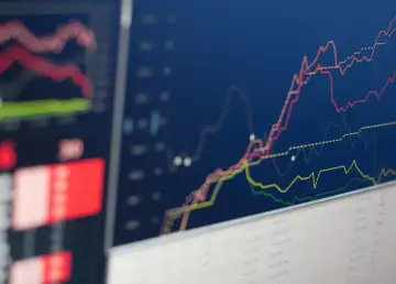 India’s Stock Market Surpasses Hong Kong’s, Attracting Global Investors