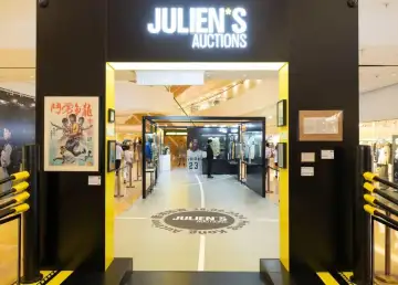 ICYMI: Julien’s Auctions' Legends in Motion: The Artistry of Champions