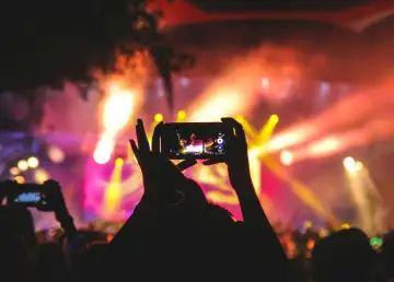 Music Festival Essentials: Portable Fan, Water Tumbler, Sunscreen, and More