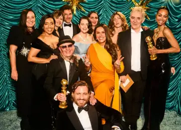 Demi Moore, Zoe Saldaña, ‘Emilia Pérez’ Among Winners at Golden Globes 2025
