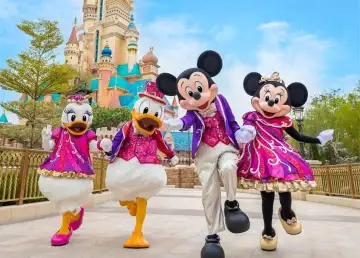 A Parent’s Guide to Enjoying Hong Kong Disneyland with Kids and Babies