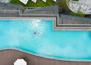 These Infinity Pools in Hong Kong Deserve a Spot on Your Summer Bucket List