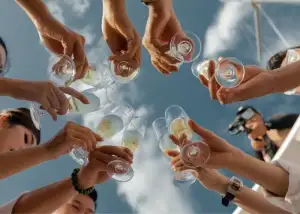 Luxury Junk Catering in Hong Kong to Hit the High Seas