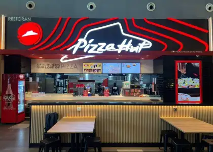 Pizza Hut Opens New Outlet at KL International Airport