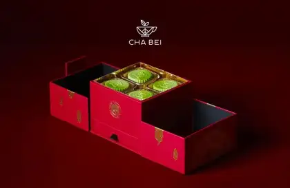 CHA BEI Dubai Chocolate Mooncakes