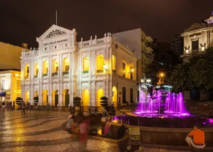What to Do in Senado Square Header