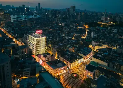 Lek Hang Group Announces Soft Opening of Hotel Central