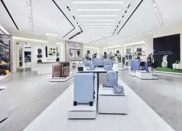 TUMI Opens Stores in HK and Macau with VIP Lounge and Monogramming Service