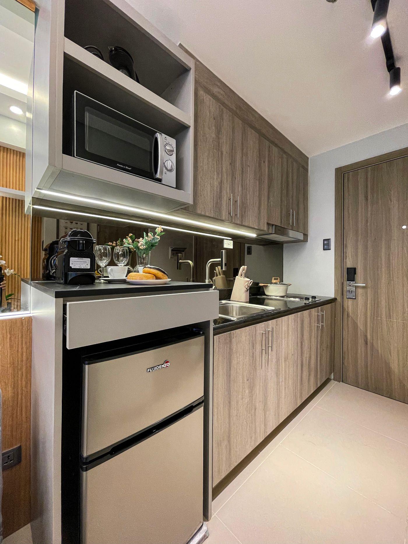 This 24-sqm Modern Tropical Condo Will Make You Feel at Home