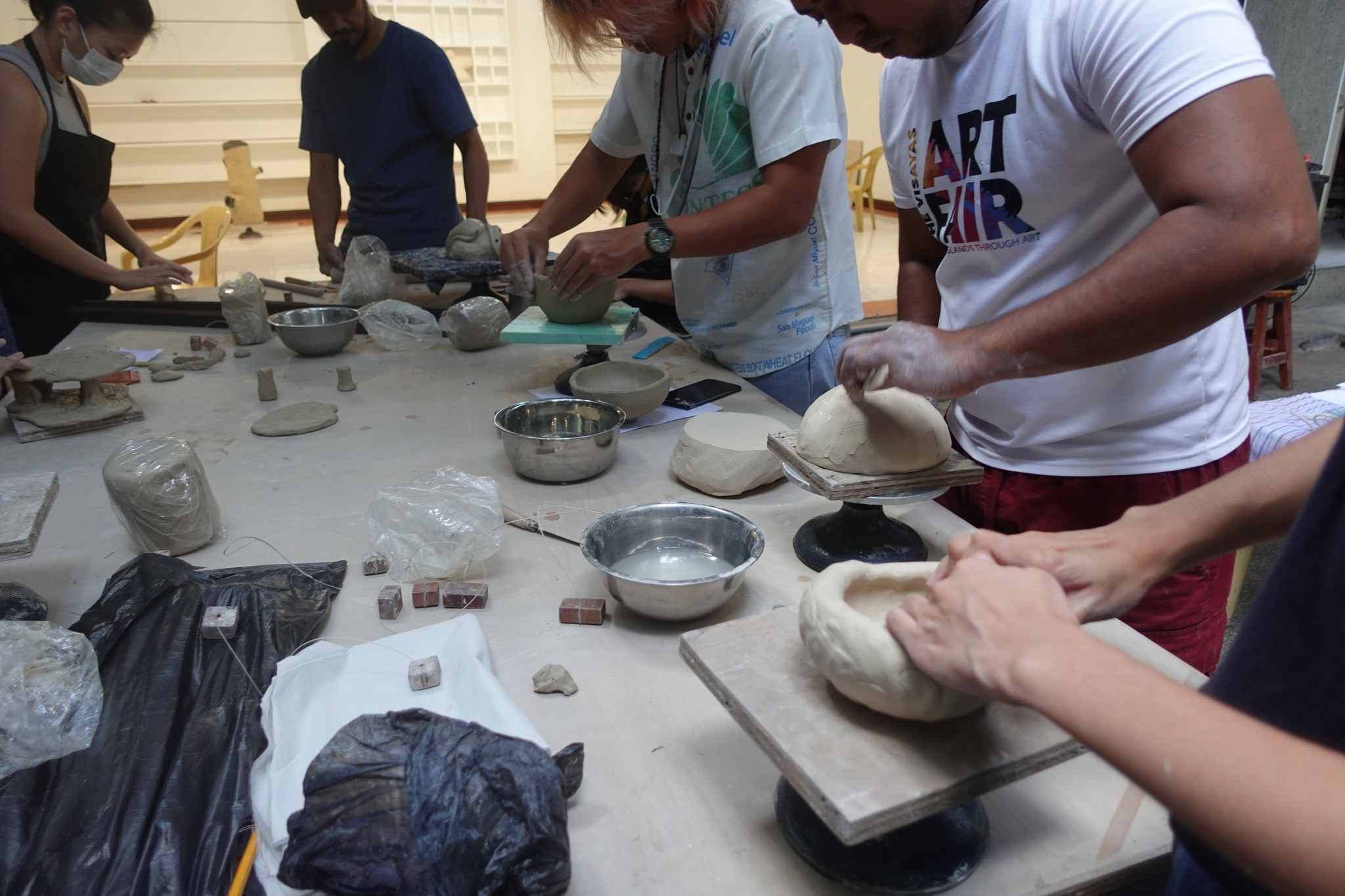 Tahanan Pottery