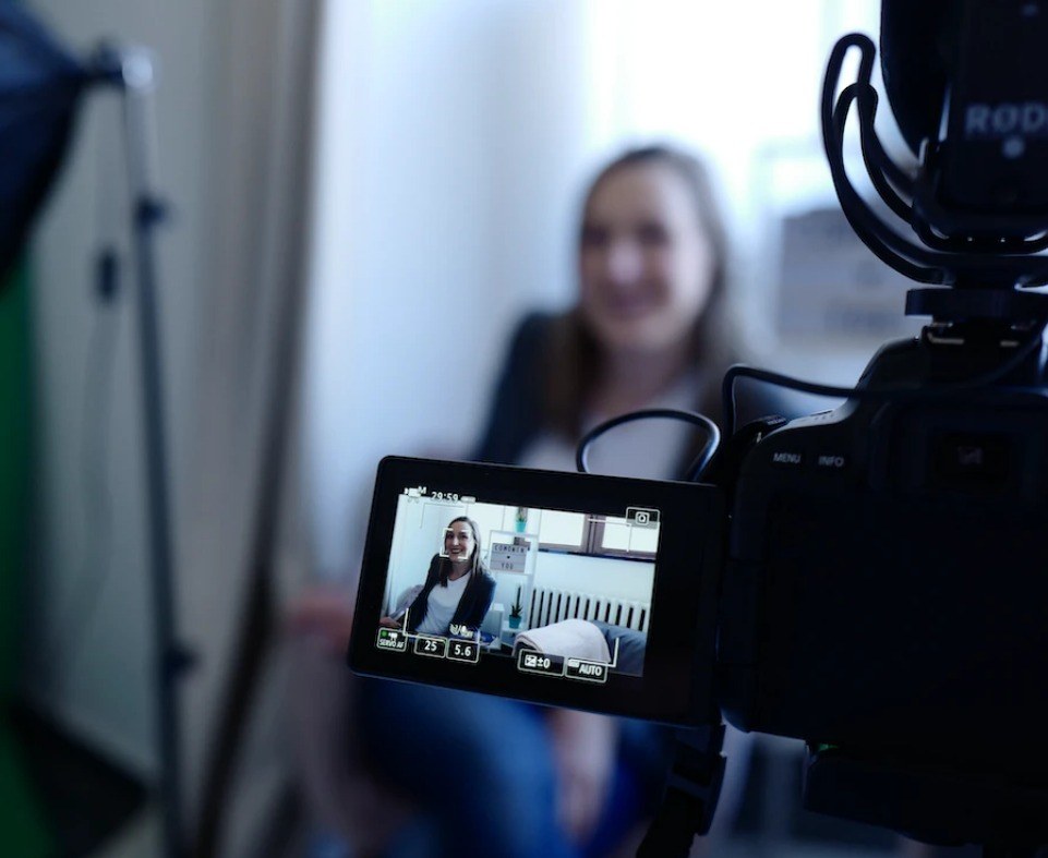 Vlogging