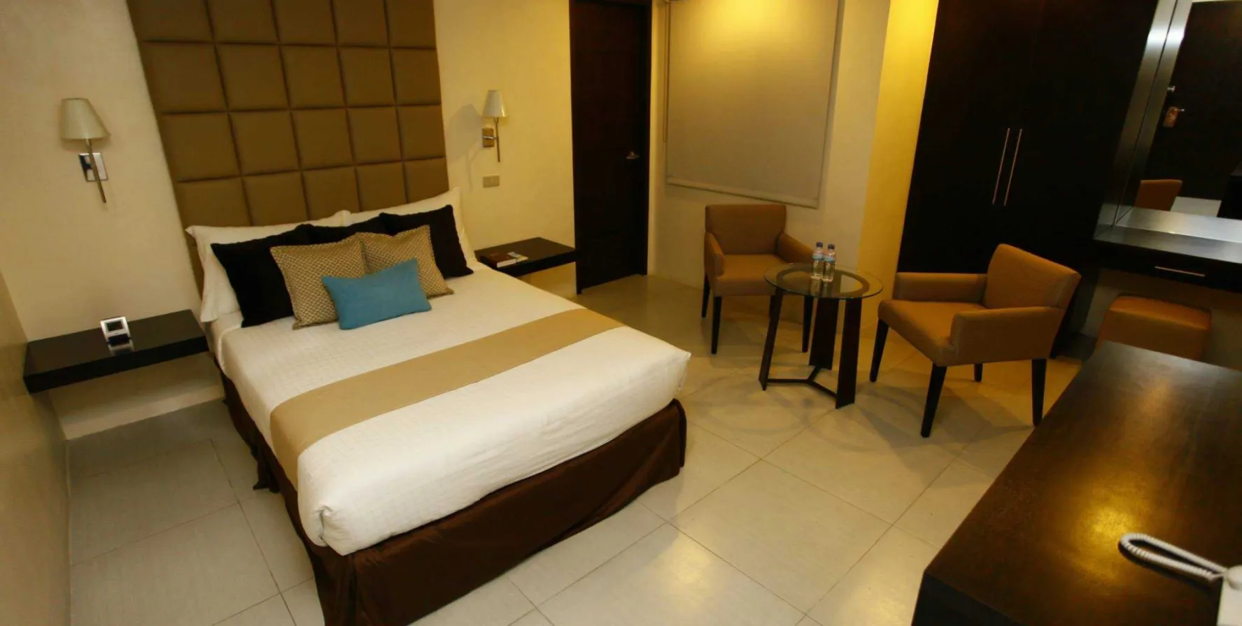 Oracle Hotel and Residences 2