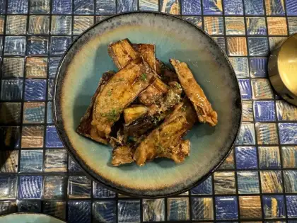 Berenjana Crujiente Appetizer Dish, Cierto @ Parqal