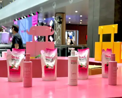 Nadine x SNAILWHITE SUMMER FAN MEET & GLOW