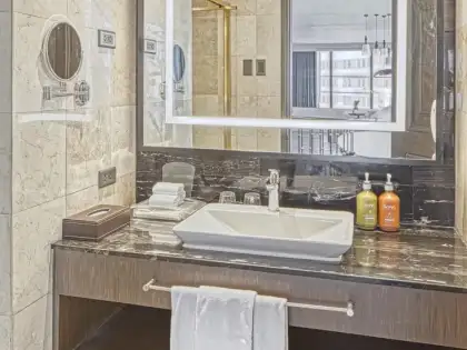 Holiday Inn Manila Galleria